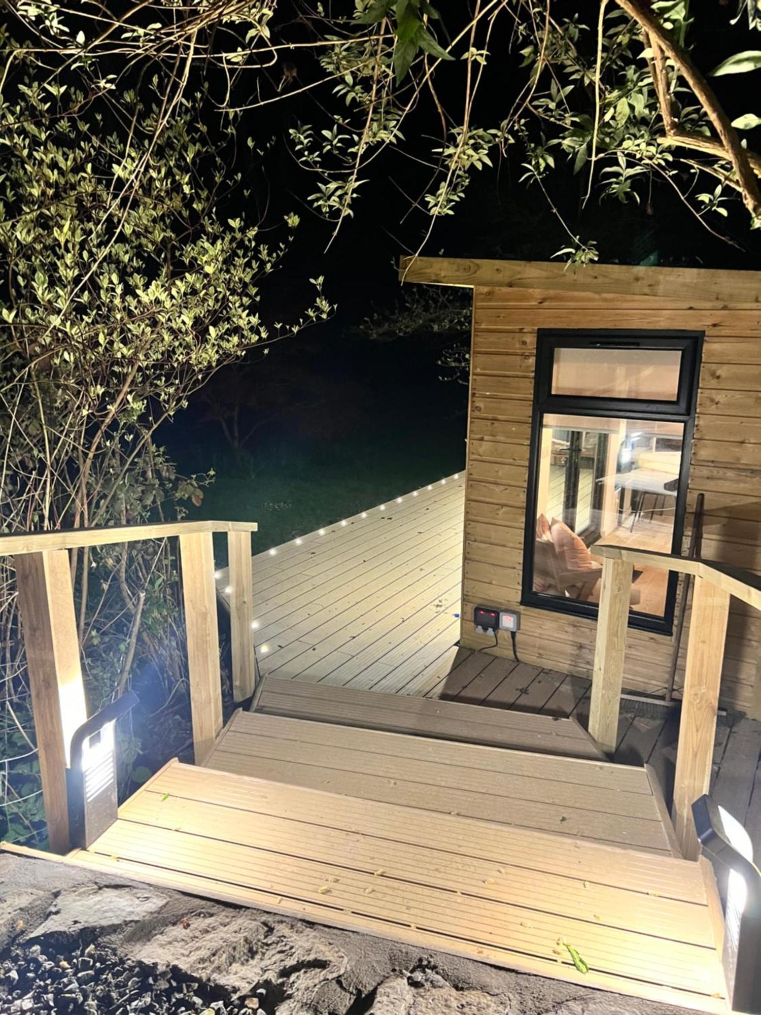The Mill Lodge Хелстон Экстерьер фото