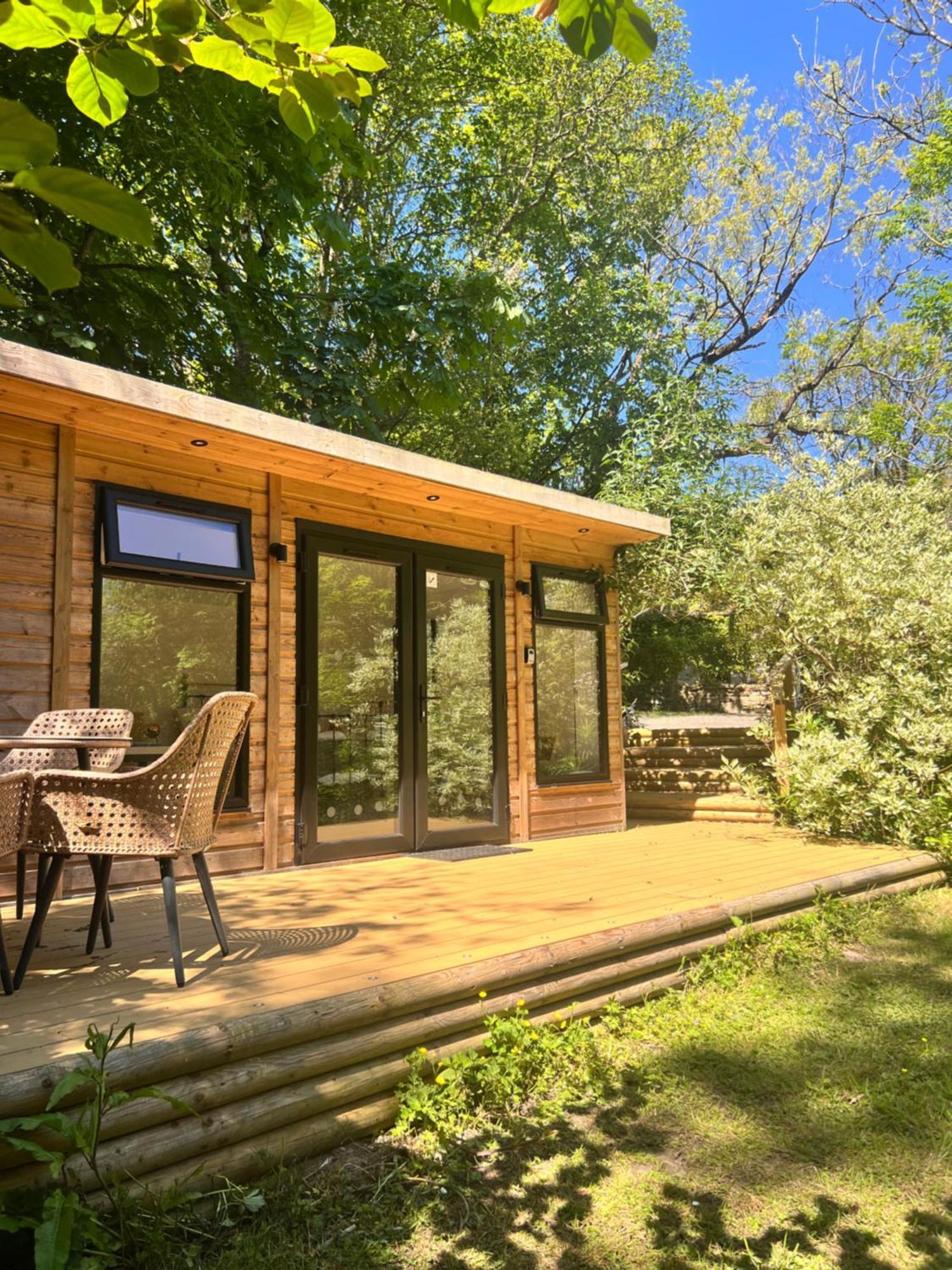 The Mill Lodge Хелстон Экстерьер фото